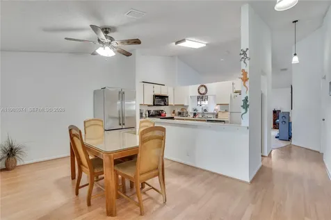 7641 NW 99th Avenue Tamarac FL 33321