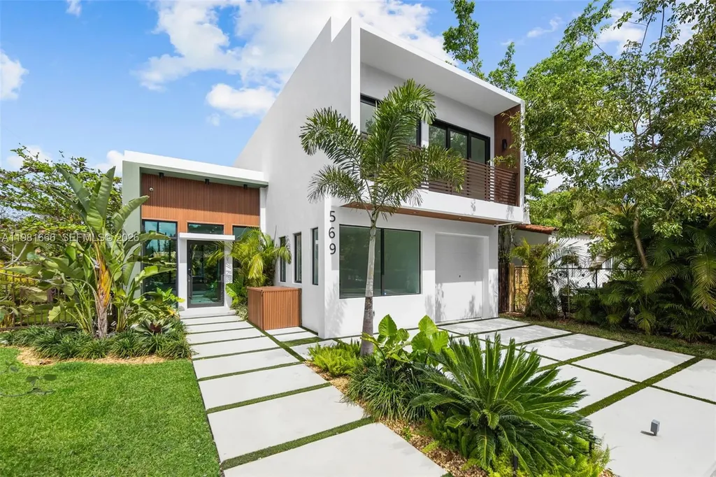 569 NW 44th Street Miami FL 33127