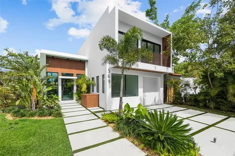 569 NW 44th Street Miami FL 33127