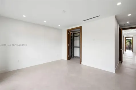 569 NW 44th Street Miami FL 33127