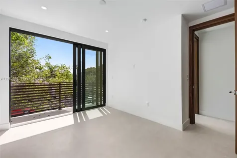 569 NW 44th Street Miami FL 33127