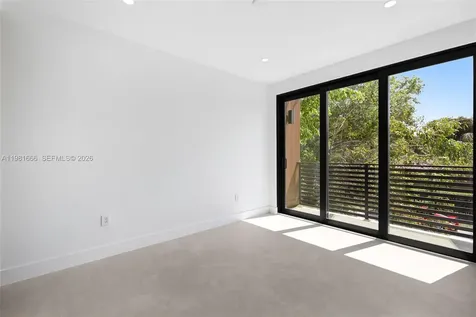 569 NW 44th Street Miami FL 33127