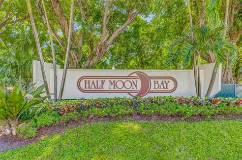 101 E Half Moon Circle Hypoluxo FL 33462