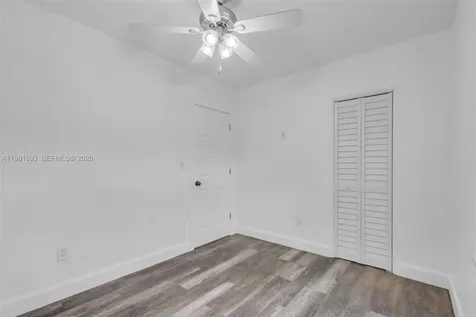 2166 NW 18th Street Miami FL 33125