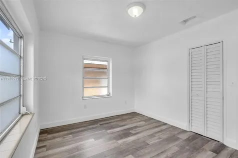 2166 NW 18th Street Miami FL 33125