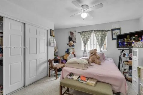 2166 NW 18th Street Miami FL 33125