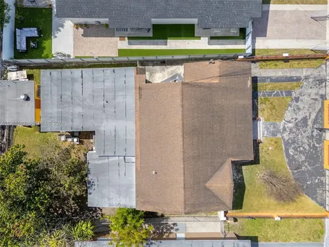 2166 NW 18th Street Miami FL 33125