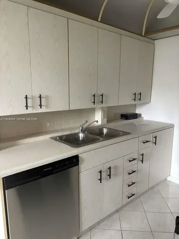 2052 Exeter C Boca Raton FL 33434