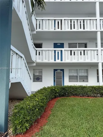 2052 Exeter C Boca Raton FL 33434