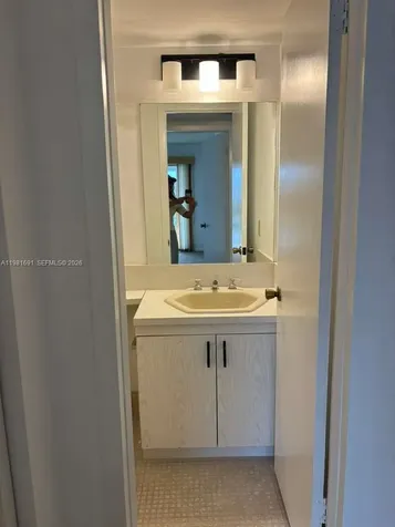 2052 Exeter C Boca Raton FL 33434
