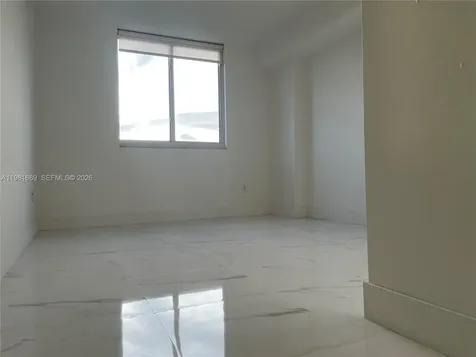 2775 NE 187th Street Aventura FL 33180