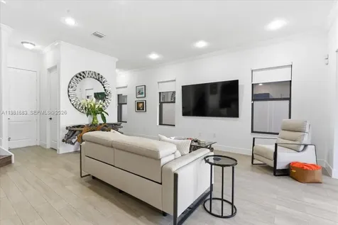 3407 W 99th Place Hialeah FL 33018