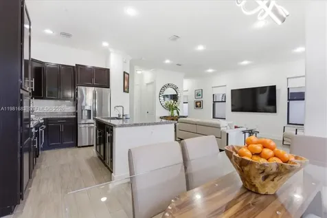 3407 W 99th Place Hialeah FL 33018