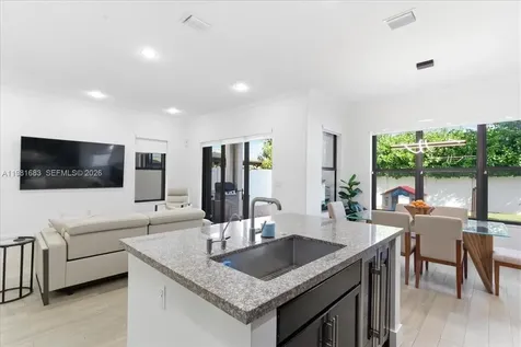 3407 W 99th Place Hialeah FL 33018