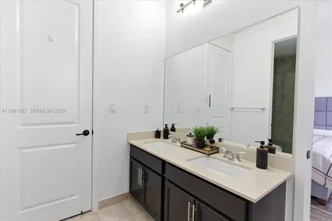 3407 W 99th Place Hialeah FL 33018