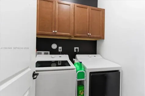 3407 W 99th Place Hialeah FL 33018