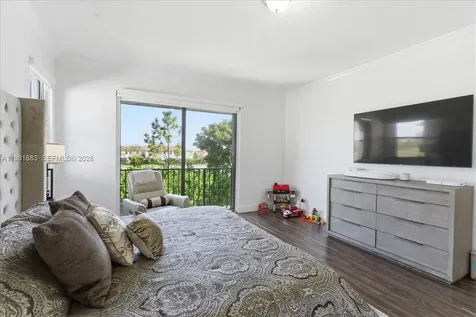 3407 W 99th Place Hialeah FL 33018