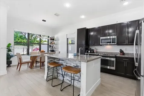 3407 W 99th Place Hialeah FL 33018