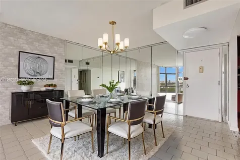 20100 W Country Club Drive Aventura FL 33180