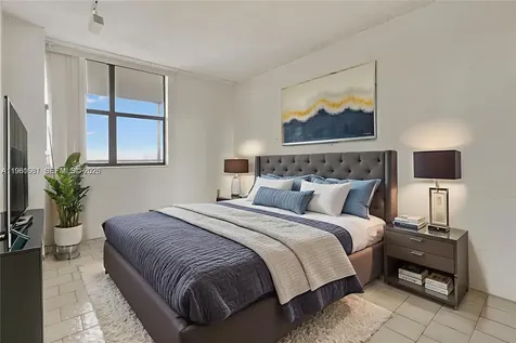 20100 W Country Club Drive Aventura FL 33180