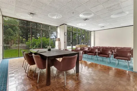 20100 W Country Club Drive Aventura FL 33180