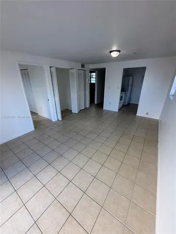 2001 Bay Drive Miami Beach FL 33141