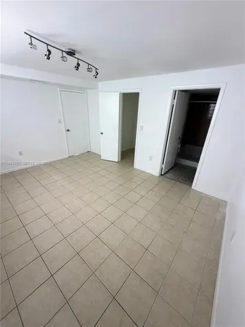 2001 Bay Drive Miami Beach FL 33141