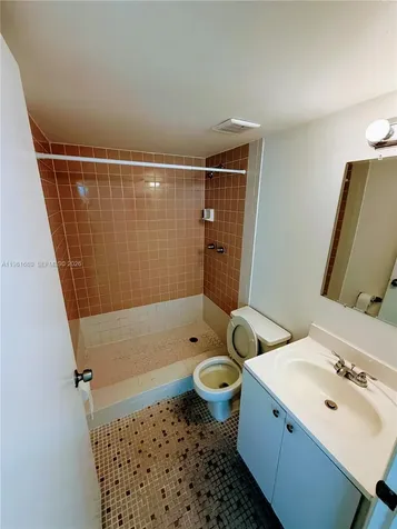 2001 Bay Drive Miami Beach FL 33141