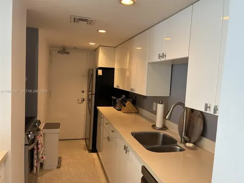 1000 West Avenue Miami Beach FL 33139