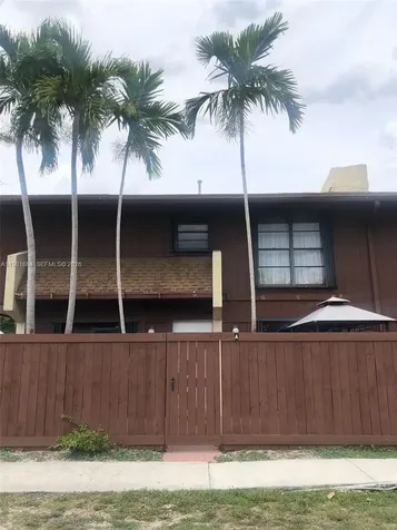 7114 SW 114th Place Miami FL 33173