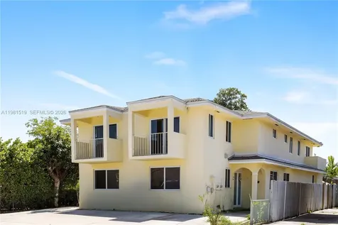 3524 NW 4th Terrace Miami FL 33125