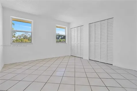 3524 NW 4th Terrace Miami FL 33125