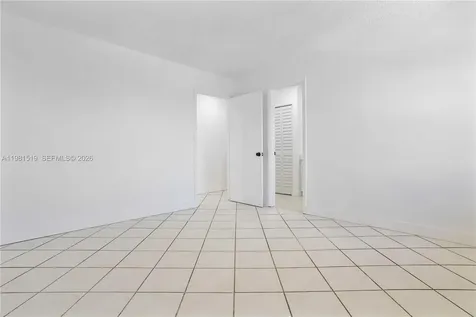 3524 NW 4th Terrace Miami FL 33125