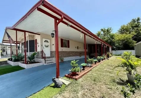 215 Laurelcrest Circle Valrico Brandon FL 33594