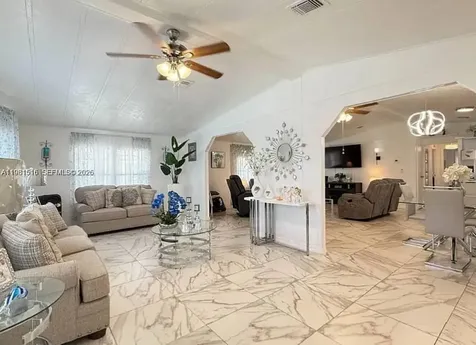 215 Laurelcrest Circle Valrico Brandon FL 33594