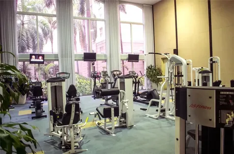 17145 N Bay Road Sunny Isles Beach FL 33160