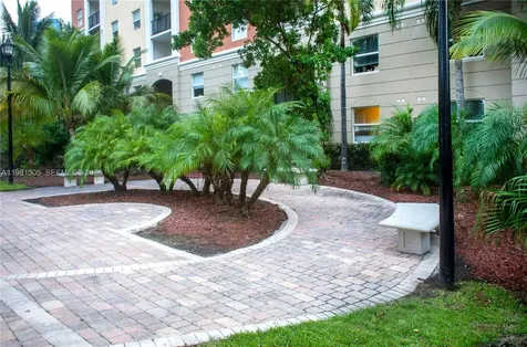 17145 N Bay Road Sunny Isles Beach FL 33160