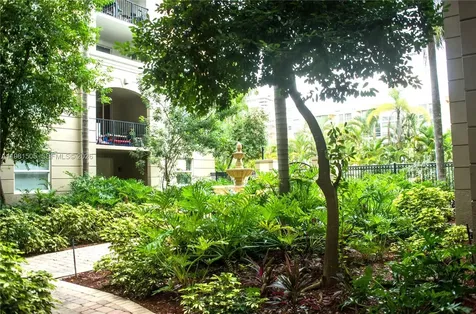 17145 N Bay Road Sunny Isles Beach FL 33160