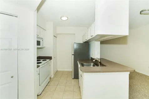 17145 N Bay Road Sunny Isles Beach FL 33160