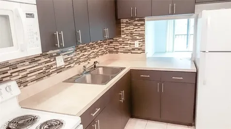 7911 N Colony Circle N Tamarac FL 33321
