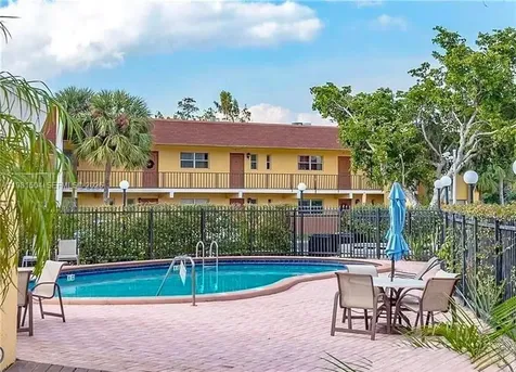7911 N Colony Circle N Tamarac FL 33321