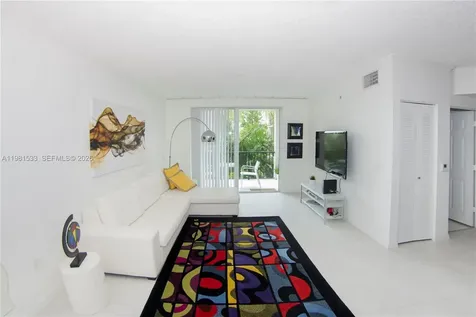 17145 N Bay Road Sunny Isles Beach FL 33160