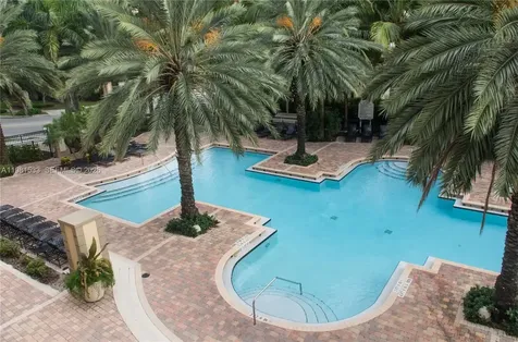 17145 N Bay Road Sunny Isles Beach FL 33160