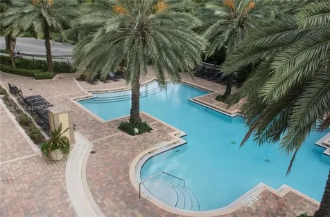 17145 N Bay Road Sunny Isles Beach FL 33160