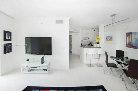 17145 N Bay Road Sunny Isles Beach FL 33160
