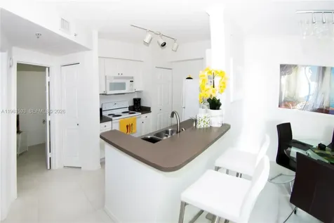 17145 N Bay Road Sunny Isles Beach FL 33160