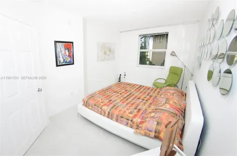 17145 N Bay Road Sunny Isles Beach FL 33160