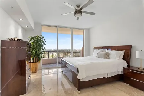 3232 SW 22nd Terrace Miami FL 33145