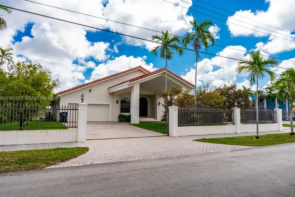 4655 SW 89th Avenue Miami FL 33165