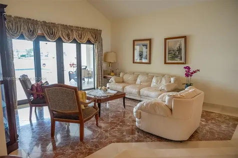 4655 SW 89th Avenue Miami FL 33165